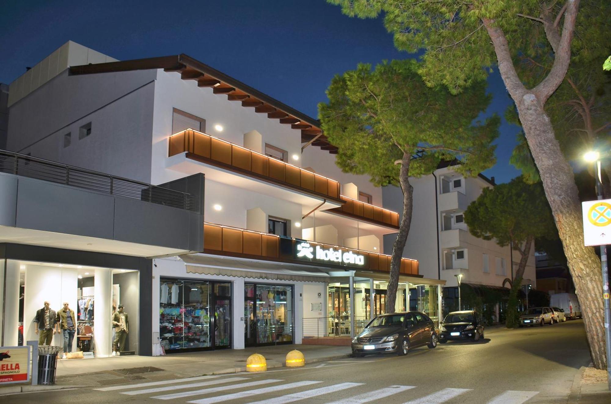 Hotel Etna Lignano Sabbiadoro Eksteriør billede