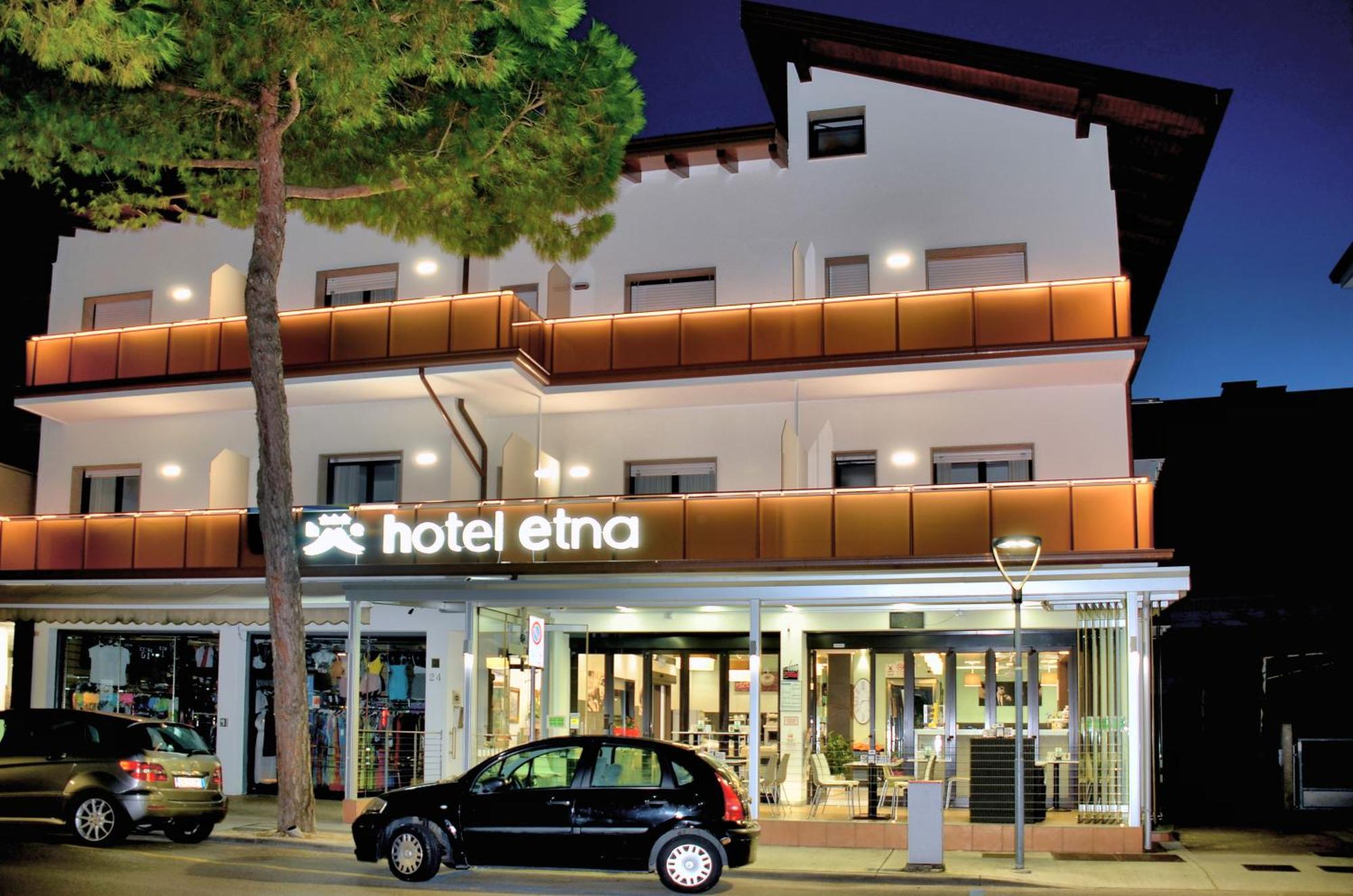 Hotel Etna Lignano Sabbiadoro Eksteriør billede