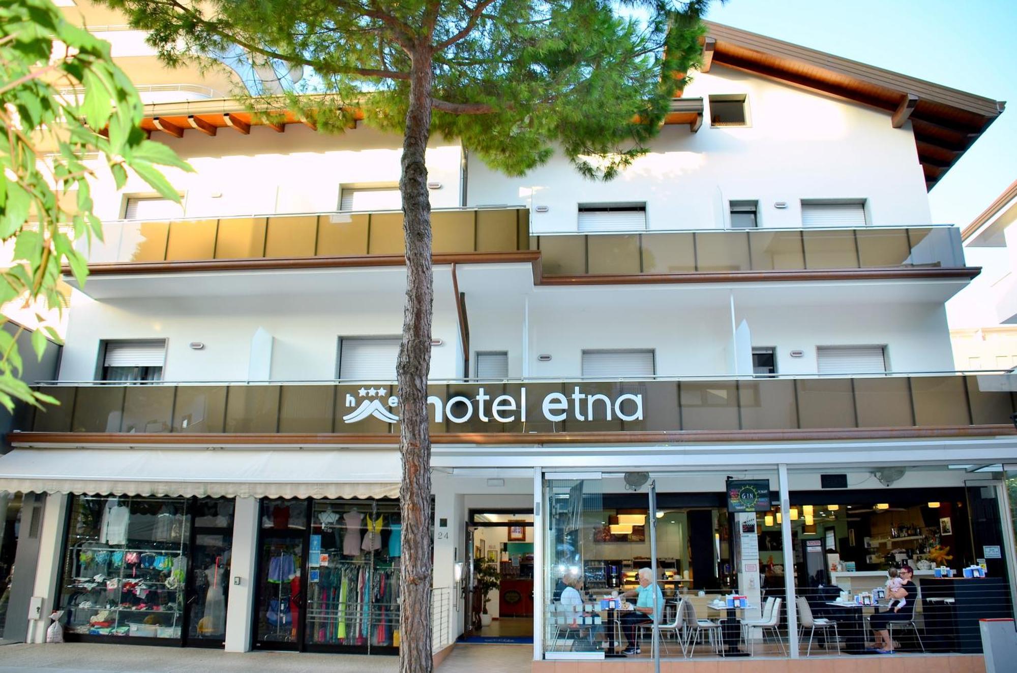 Hotel Etna Lignano Sabbiadoro Eksteriør billede